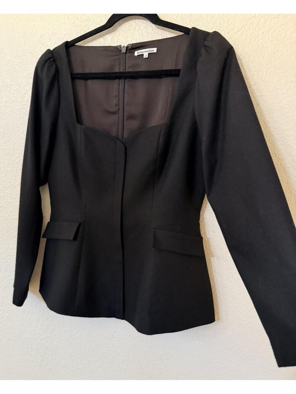 New REFORMATION  Edie Top in Black Size 10 - Picture 2 of 7